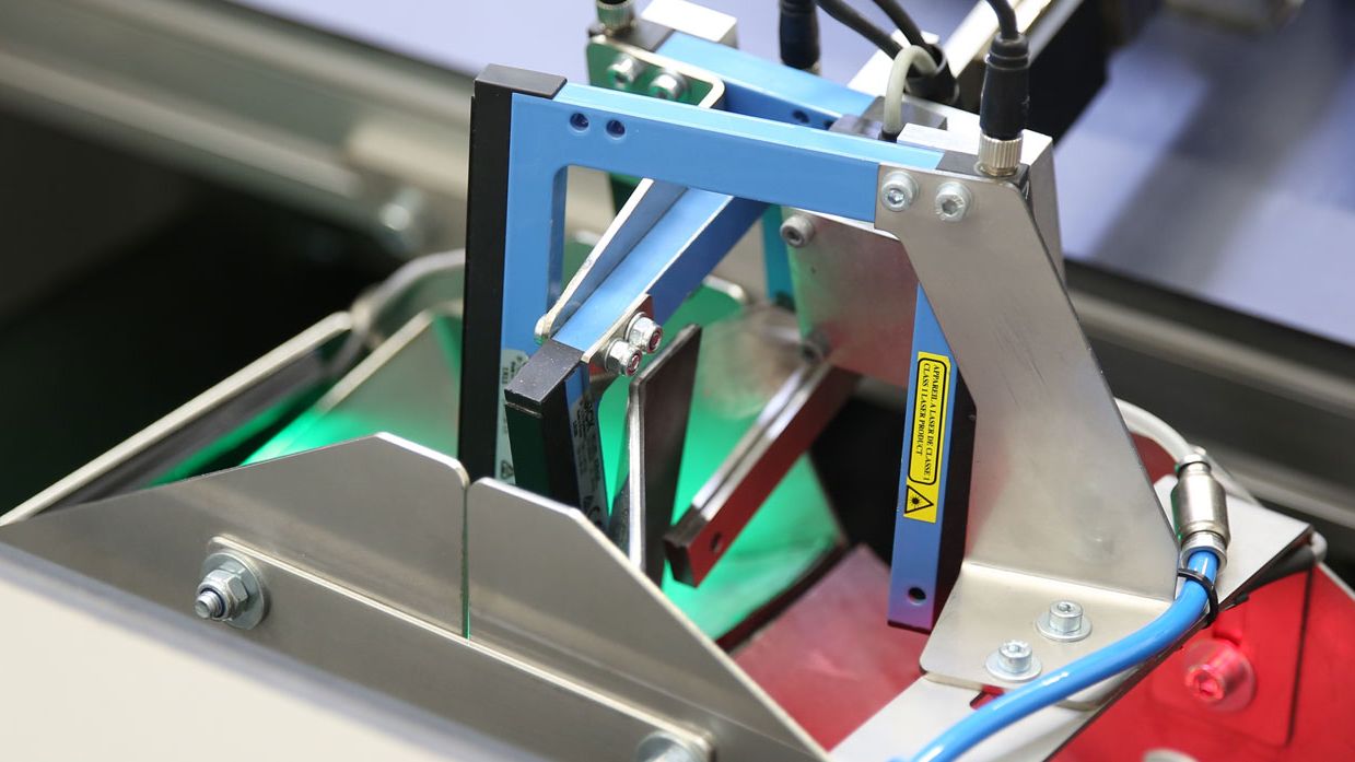 Case-coin sorting machine-header